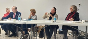En Tribune : Marie-Françoise Vasquez, Médecin généraliste retraitée, Francoise Mesnard, Maire de Saint-Jean-d'Angély, Catherine Coutard, Vice-Présidente du MRC En Tribune : Marie-Françoise Vasquez, Médecin généraliste retraitée, Francoise Mesnard, Maire de Saint-Jean-d'Angély, Catherine Coutard, Vice-Présidente du MRC