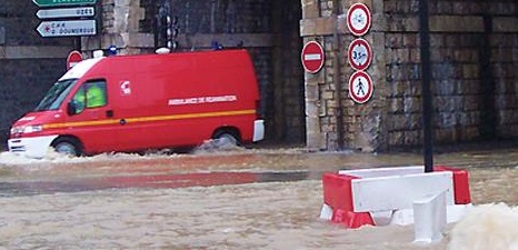 Le MRC 30 apporte un soutien TOTAL et INCONDITIONNEL aux Pompiers du Gard Le MRC 30 apporte un soutien TOTAL et INCONDITIONNEL aux Pompiers du Gard