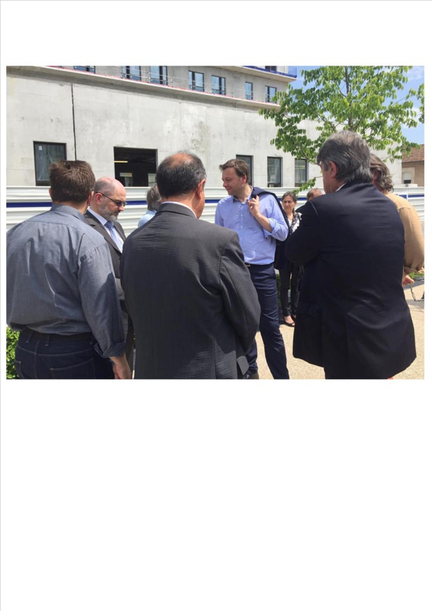 Bastien Faudot visitant le nouveau centre hospitalier de Libourne