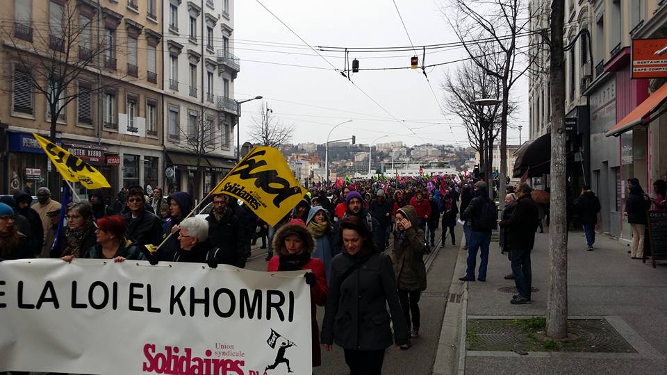 Le MRC se mobilise à Lyon contre la loi sur le travail, la "loi El-khomri" Le MRC se mobilise à Lyon contre la loi sur le travail, la "loi El-khomri"
