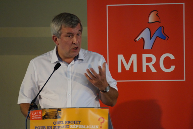 "La seule loyauté qui importe est celle à nos idées" "La seule loyauté qui importe est celle à nos idées"