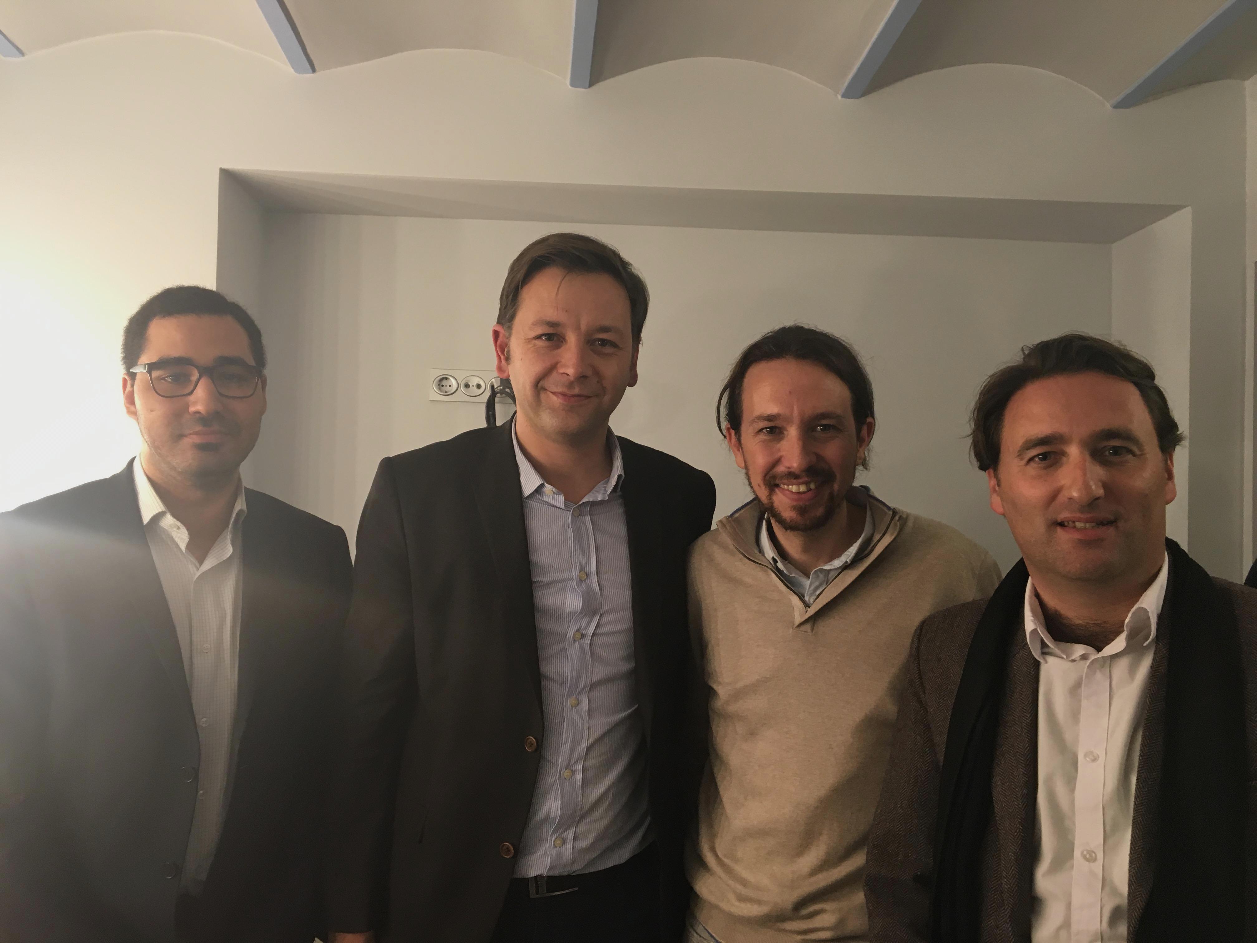 Bastien Faudot, Ladislas Polski et David Bouderballa avec Pablo Iglesias à Murcie, le 18 décembre